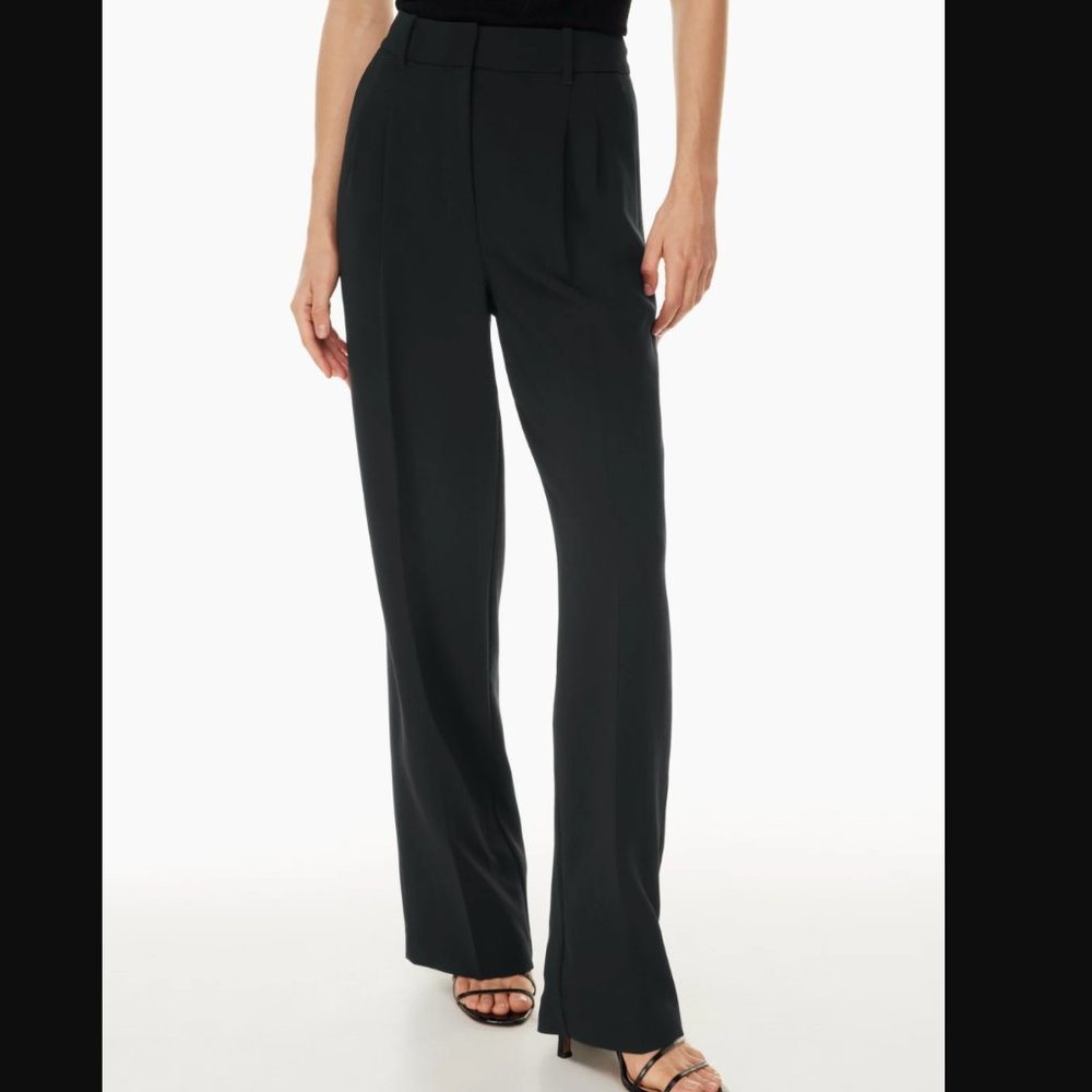 Aritzia Wilfred The Effortless Pant Size 6 Short (inseam 30") Black